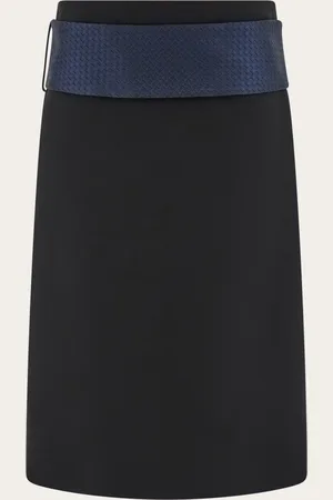 Salvatore Ferragamo Falda con cinturón Negro