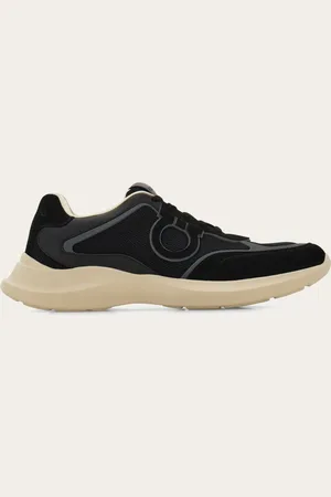 Salvatore Ferragamo Sneakers bajas adorno Gancini Negro Talla 39