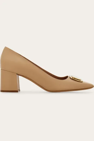 Salvatore Ferragamo Zapatos de salón new Vara plate Rosa Talla 35
