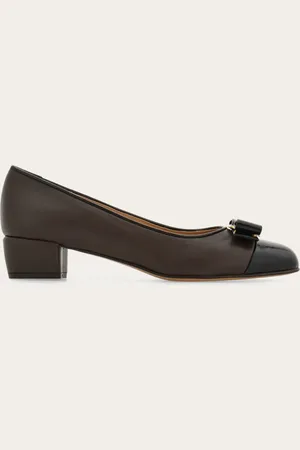 Salvatore Ferragamo Zapatos de salón Vara Blanco Talla 35