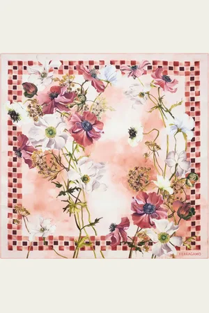 Salvatore Ferragamo Pañuelo de seda estampado Flores Rosa