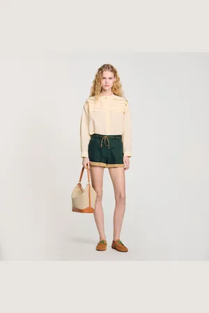 Sandro Camisa con detalle de joya