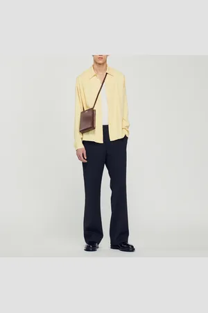 Sandro Camisa fluida de cuello estilo tiburón