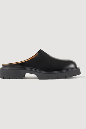 Sandro Mules de piel brillante