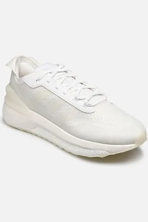 adidas Avryn M