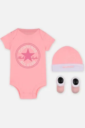 Converse Classic Ctp Infant Hat Bodysuit Bootie Set 3Pk