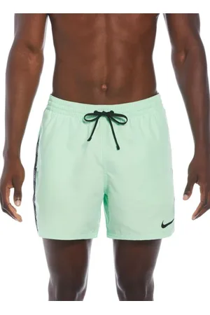 Nike NESSE559