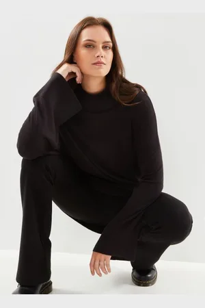 B YOUNG BYMMPIMBA1 LOOSE TURTLENECK