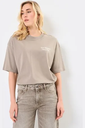 New Balance Linear Graphic Oversized T-Shirt