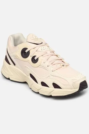 adidas Astir W