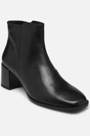 Vagabond STINA 5609-001