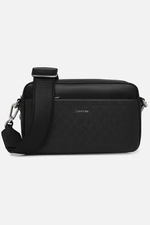 Calvin Klein Ck Must Conv Camera