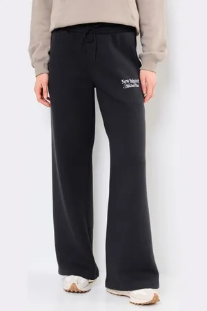 New Balance Wide Leg Jogger
