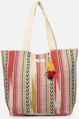 Molly Bracken ZA37DE