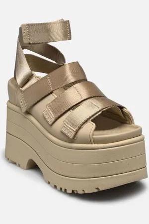 UGG W GoldenRise