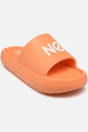 No Name CLOVER CLOG