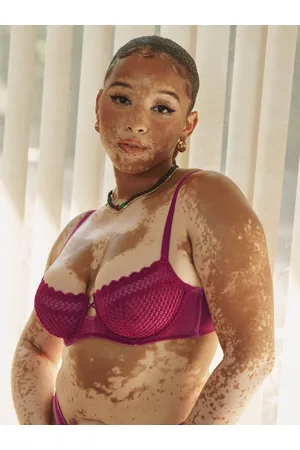 Savage X Fenty Velvet Vixen Unlined Balconette Bra