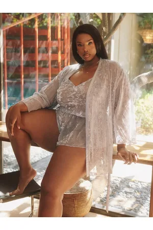 Savage X Fenty Devoré Dreams Velvet Short Robe