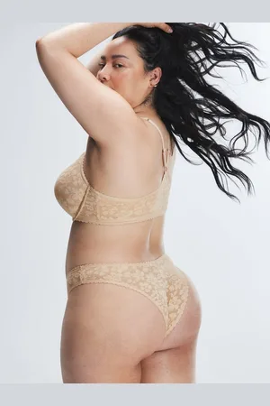 Savage X Fenty Lavish Lace Brazilian Panty