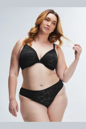 Savage X Fenty Lavish Lace Thong Panty