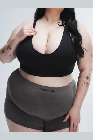 Savage X Fenty Seamless Halter Bralette
