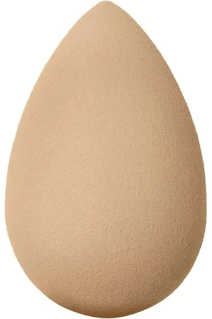 beautyblender Nude