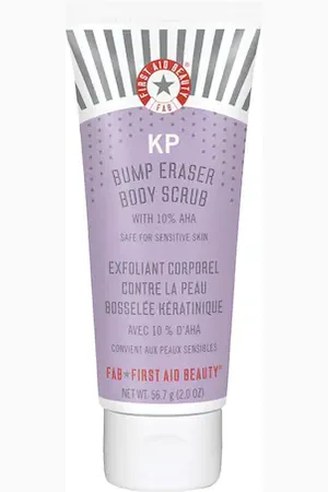 First Aid Beauty Kp Bump Eraser Body Scrub With 10% Aha - Exfoliante Corporal Con Aha