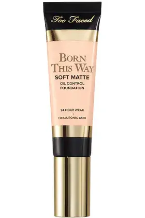 Too Faced Born This Way Soft Matte Foundation - Base De Maquillaje