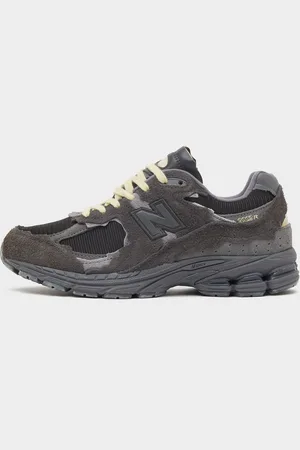 New Balance 2002R 