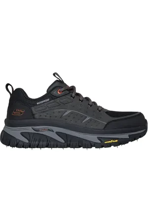 Skechers Waterproof: Arch Fit Road Walker - Vernal en /Negro, talla 39