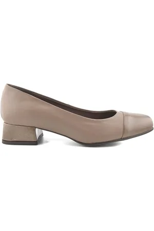 CASUAL Zapatos de tacón Zapatos Salones taupé de piel by para mujer