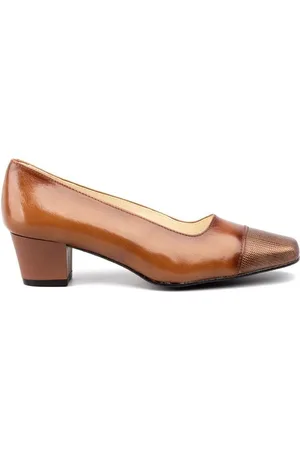 Cbp - Conbuenpie Zapatos de tacón Zapatos Salones de piel marrones by CBP para mujer