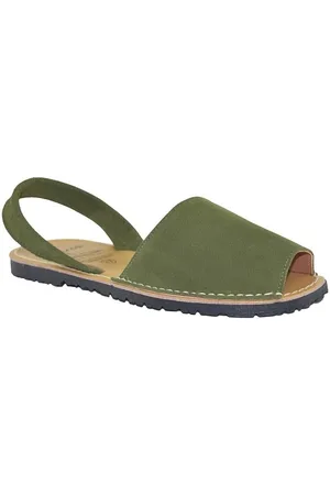 Avarcas Cortuño Sandalias Avarcas Menorquinas verdes de piel by C.Ortuño para mujer