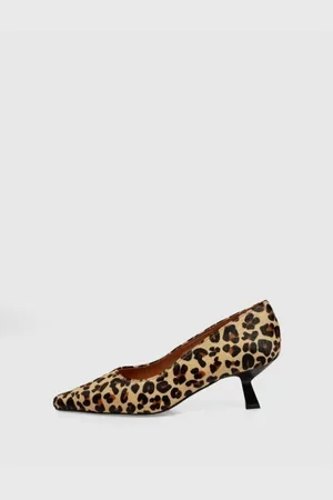 Angel alarcon Zapatos Bajos SALÓN 23585 LEOPARDO para mujer