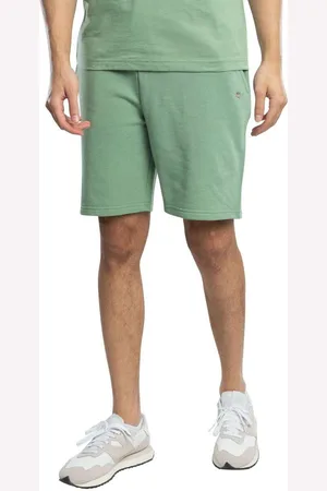GANT Short Shorts deportivos con escudo regular para hombre