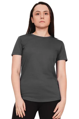 Casual Classics Camiseta Original Tech para mujer