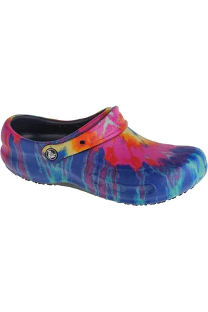 Crocs Pantuflas Bistro Graphic Clog para mujer