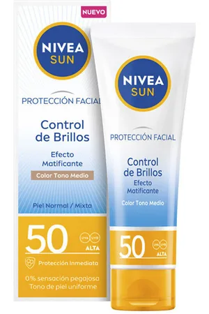 Nivea Protección solar Face Sunscreen Shine Control Mattifying SPF50 - Medium para mujer