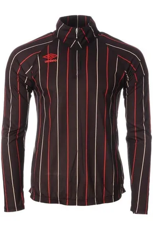 Umbro Tops y Camisetas - para hombre
