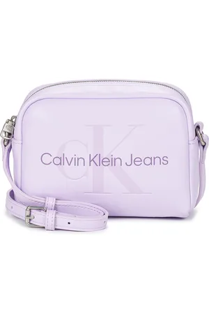 Calvin Klein Bandolera SCULPTED CAMERA BAG18 MONO para mujer