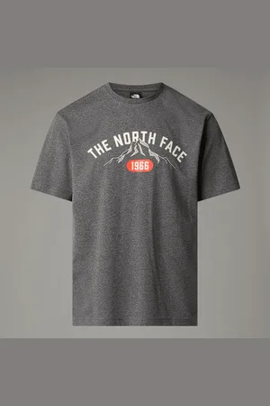 The North Face Camiseta Con Estampado Gráfico Varsity Para Hombre Tamaño L male