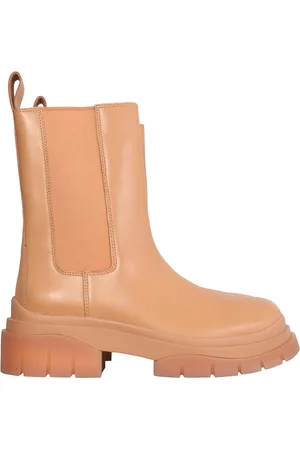 Ash Botas