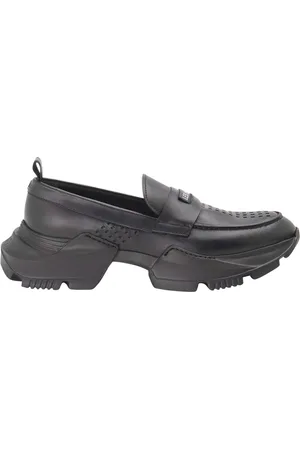 Les Hommes Mocasines