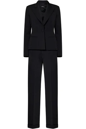 AMEN Traje