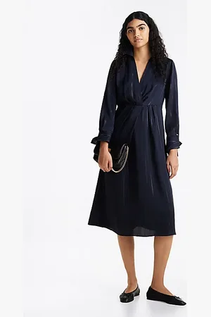 Tommy Hilfiger Vestido midi con cuello y rayas metalizadas