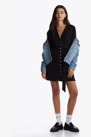 Tommy Hilfiger Vestido corto con manga de mariposa
