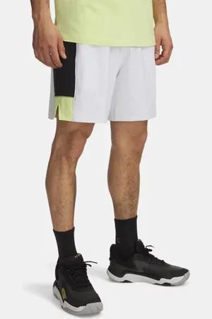 Under Armour Pantalón corto de 18 cm Zone Woven para hombre / Negro / Sonic Amarillo 3XL