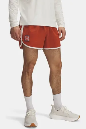 Under Armour Pantalón corto Run 96 para hombre Fire / Blanco Quartz 3XL