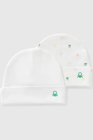 Benetton Dos Gorros De Algodón .