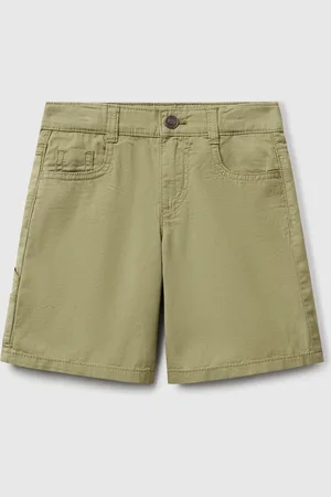 Benetton Pantalón Corto En Tejido Ligero De Puro Algodón. Diseño De Cinco Bolsillos